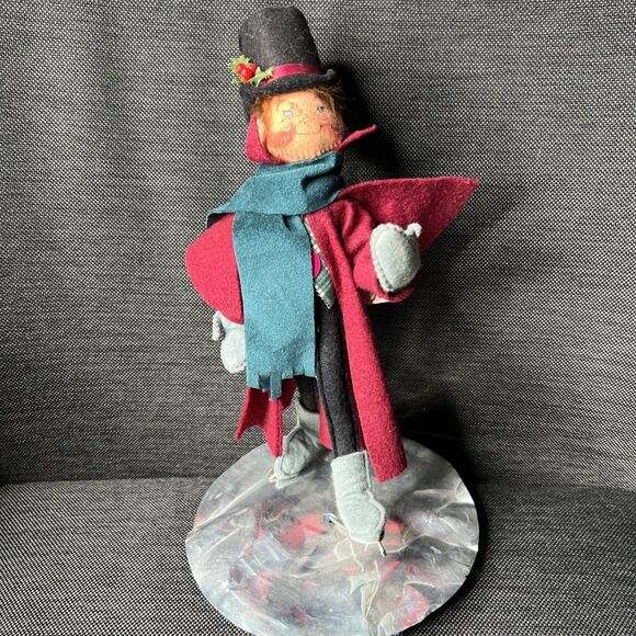 Vintage ANNALEE Ice Skating Doll 11" Skater Winter Top Hat Victorian Christmas - Picture 1 of 10